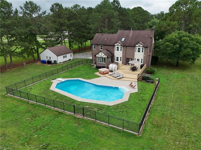2704 Indian Creek CT, Virginia Beach, VA 23457