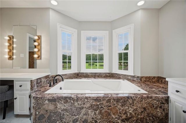 2704 Indian Creek CT, Virginia Beach, VA 23457