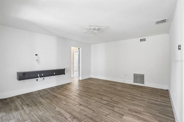 8558 CEDAR COVE DRIVE, Orlando, FL 32819