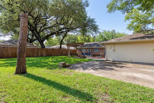 5658 Cartagena Street, Houston, TX 77035