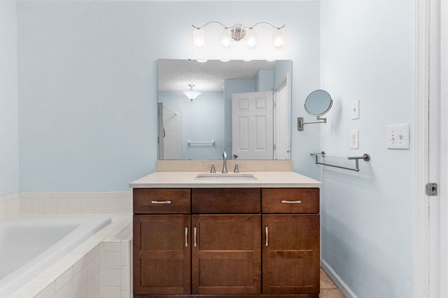 10841 Sawgrass Court, Union, KY 41091