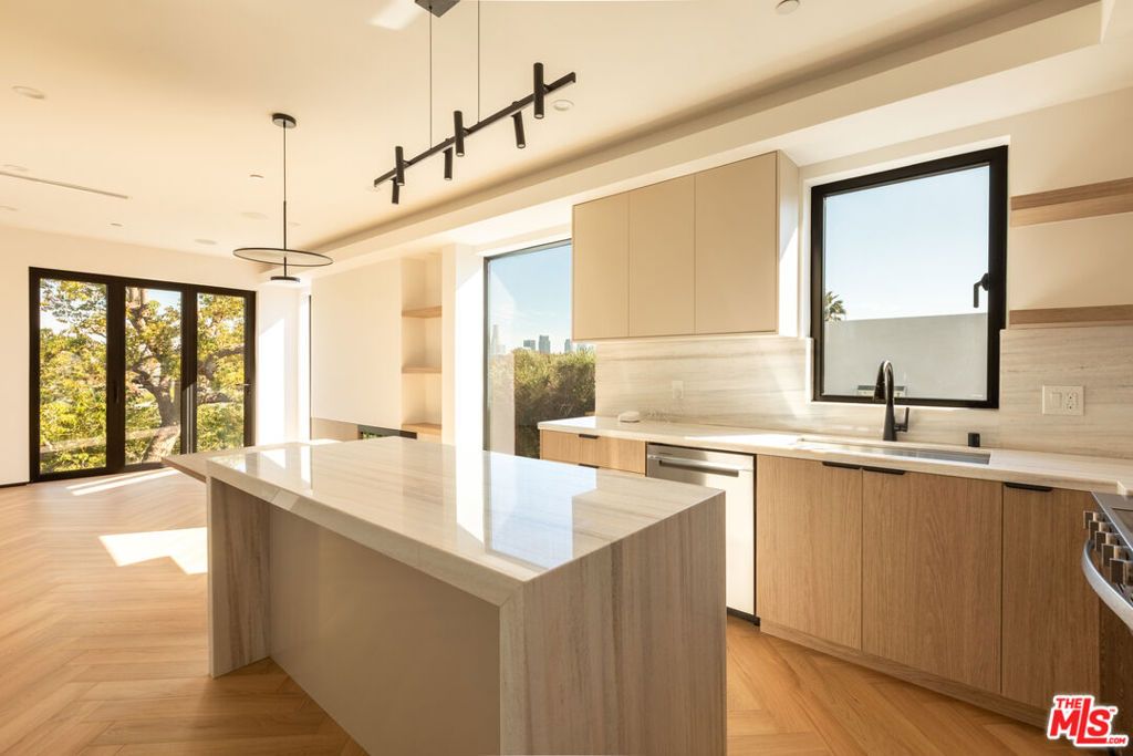 837 1/2 Waterloo Street, Los Angeles, CA 90026 — photo 4