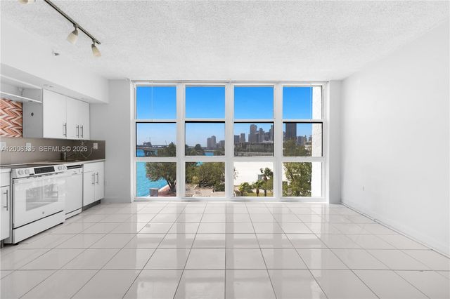 555 NE 15th St 501, Miami, FL 33132