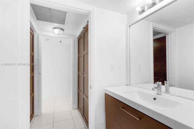 555 NE 15th St 501, Miami, FL 33132