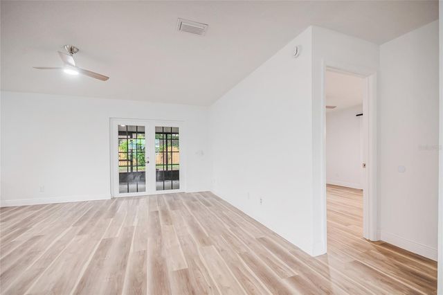 5232 CRISFIELD COURT, Orlando, FL 32808