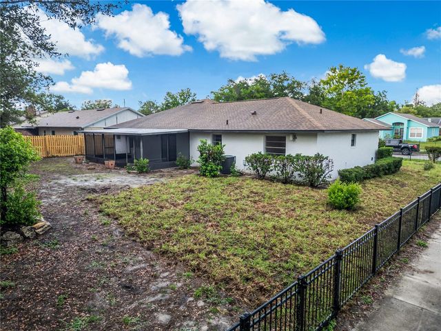 5232 CRISFIELD COURT, Orlando, FL 32808