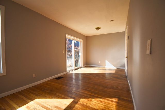 49 Hanover St 2, Lynn, MA 01902