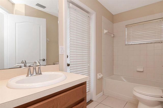 2313 LAWRENCE HALL STREET, Ruskin, FL 33570