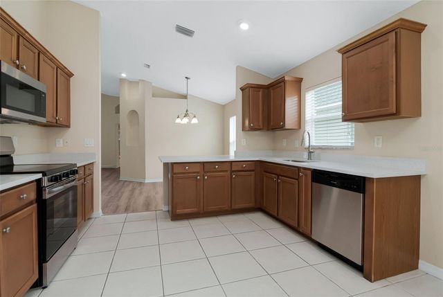 2313 LAWRENCE HALL STREET, Ruskin, FL 33570