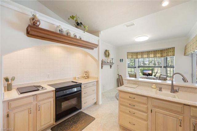 867 Saint Andrews BLVD, Naples, FL 34113