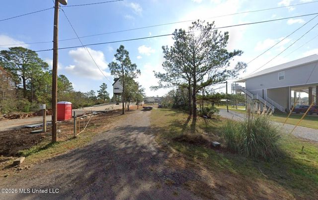 10258 E Bayou View Drive, Bay Saint Louis, MS 39520