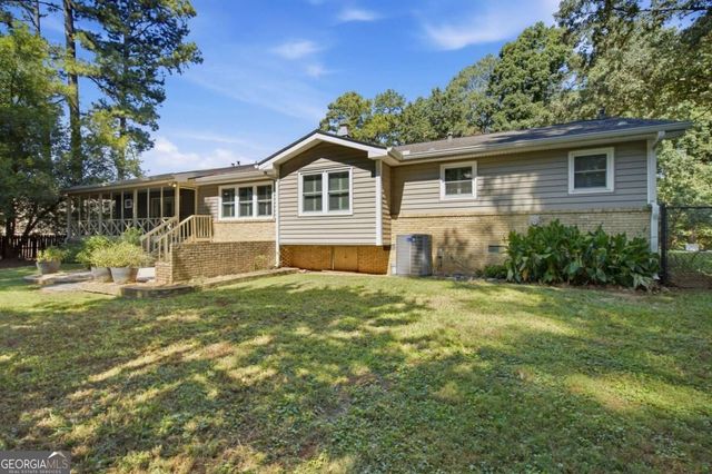 56 Bonnie Lane NW, Lilburn, GA 30047