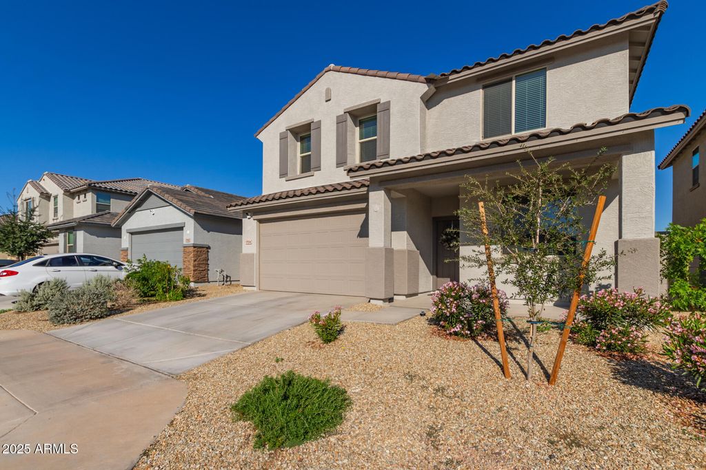 17034 W Seldon Lane, Waddell, AZ 85355 — photo 3