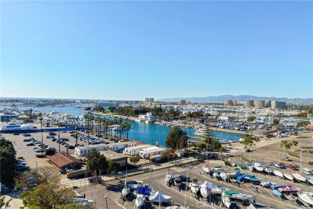 13231 Fiji Way H, Marina Del Rey, CA 90292