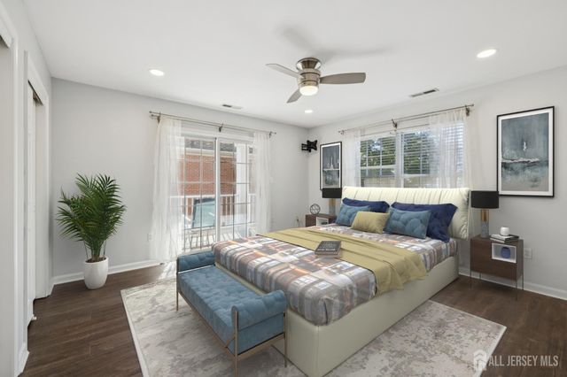 21 Park Square, Metuchen, NJ 08840