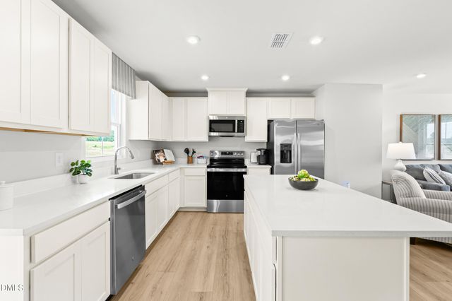 93 Day Farm Drive, Lillington, NC 27546