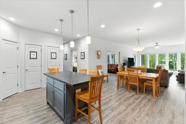 500 Brown Deer Drive, Talking Rock, GA 30175