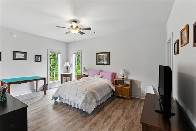 500 Brown Deer Drive, Talking Rock, GA 30175