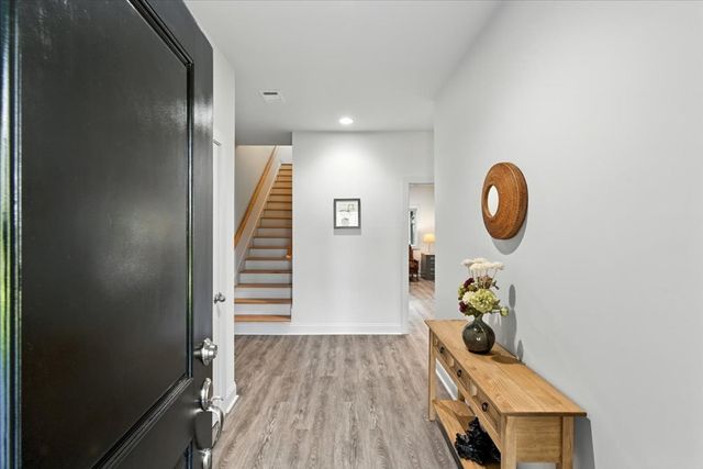 500 Brown Deer Drive, Talking Rock, GA 30175