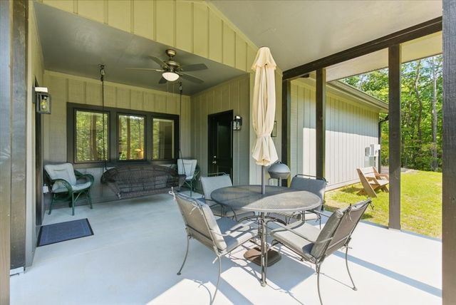 500 Brown Deer Drive, Talking Rock, GA 30175