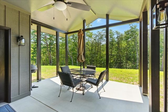 500 Brown Deer Drive, Talking Rock, GA 30175