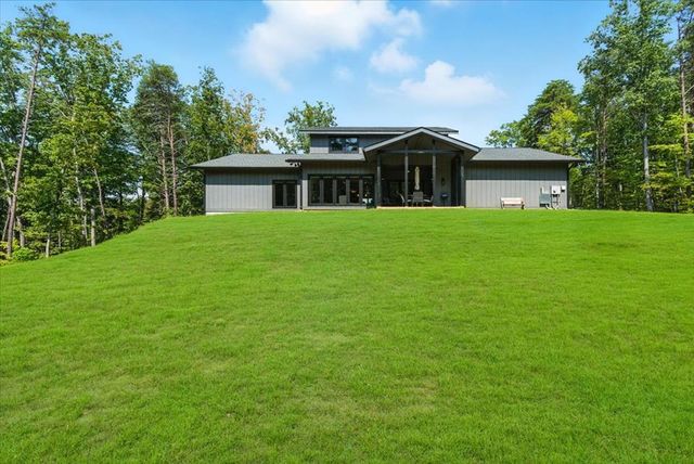 500 Brown Deer Drive, Talking Rock, GA 30175