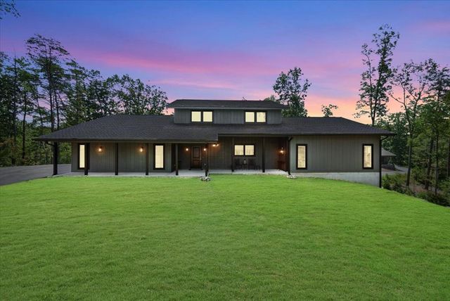 500 Brown Deer Drive, Talking Rock, GA 30175