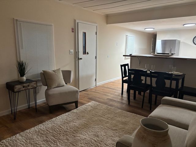 633 East Washington Street 17A, North Attleboro, MA 02760