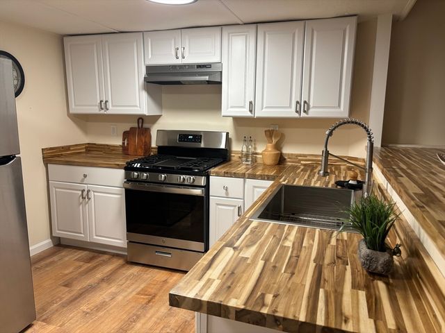 633 East Washington Street 17A, North Attleboro, MA 02760