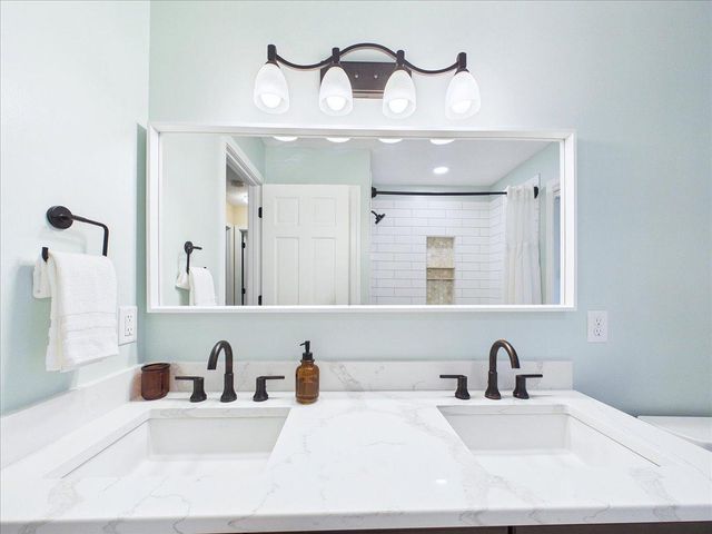 4195 Norma Avenue, Arden Hills, MN 55112