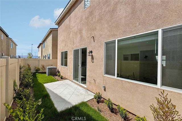 1131 Tropic Court, Redlands, CA 92374