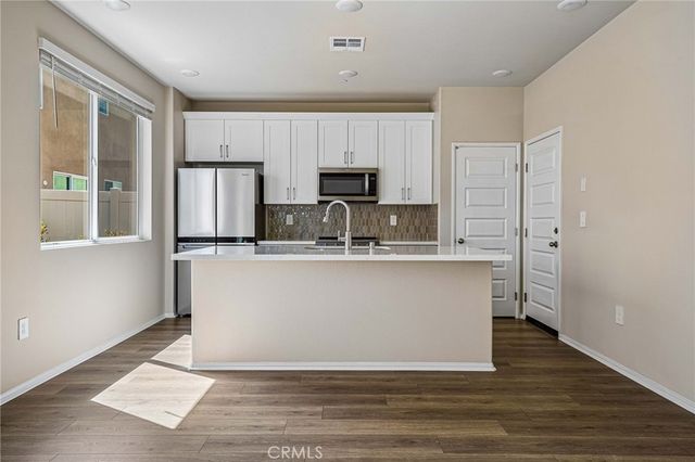 1131 Tropic Court, Redlands, CA 92374