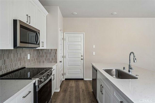 1131 Tropic Court, Redlands, CA 92374