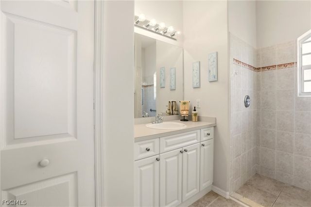 1006 SW 22nd TER, Cape Coral, FL 33991