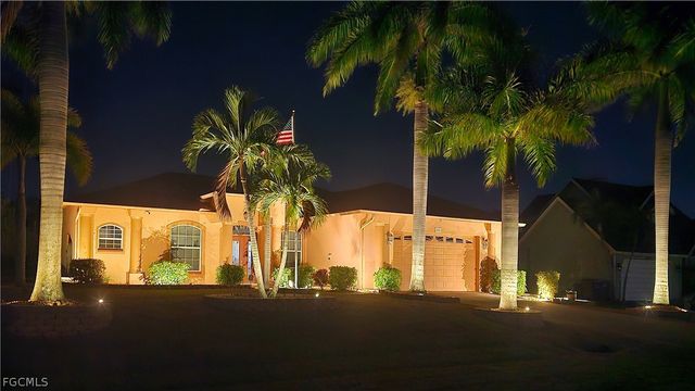 1006 SW 22nd TER, Cape Coral, FL 33991