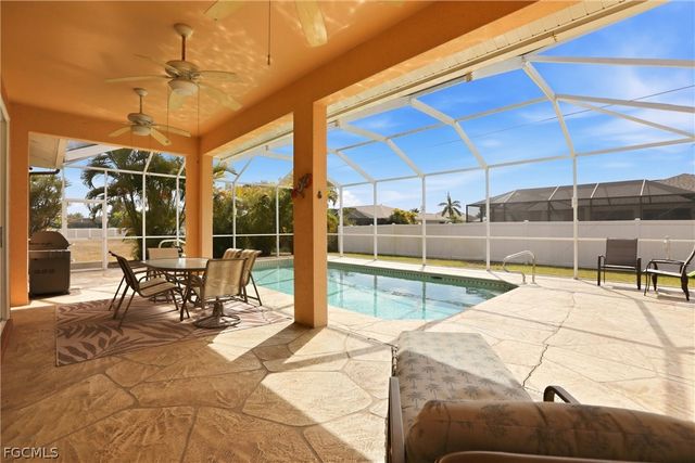 1006 SW 22nd TER, Cape Coral, FL 33991