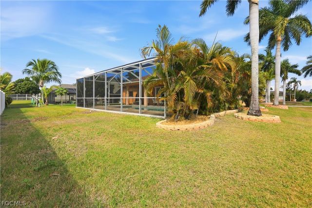 1006 SW 22nd TER, Cape Coral, FL 33991