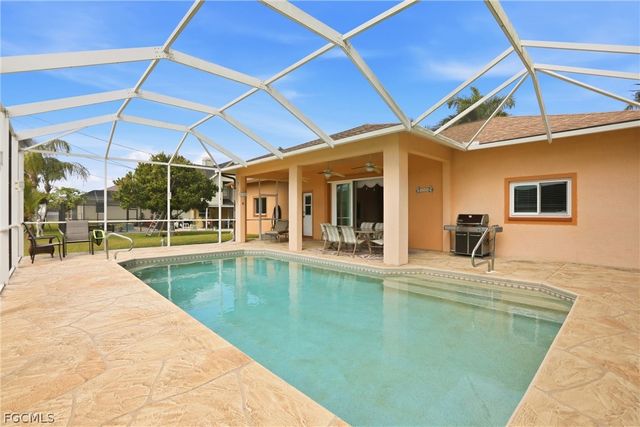 1006 SW 22nd TER, Cape Coral, FL 33991
