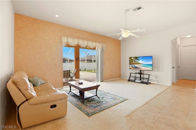 1006 SW 22nd TER, Cape Coral, FL 33991