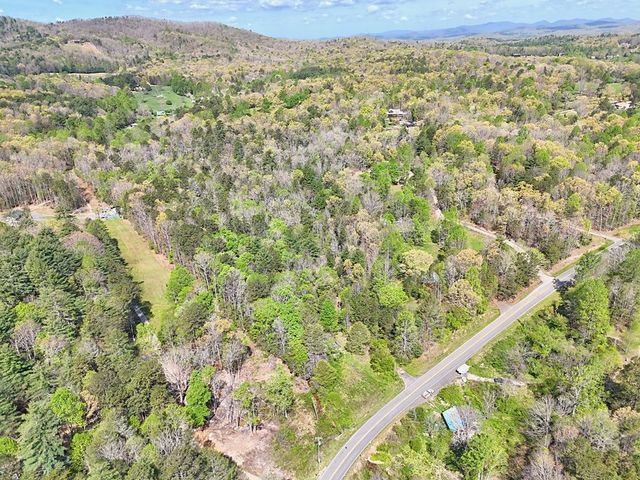 127 Hard Rock Hill, Blairsville, GA 30512