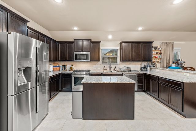 201 whitman Drive, Mckinney, TX 75072