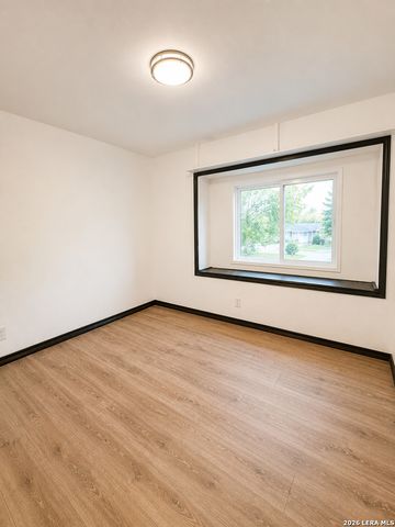 6807 WINTER LAKE ST, San Antonio, TX 78244