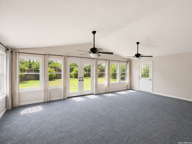6807 WINTER LAKE ST, San Antonio, TX 78244