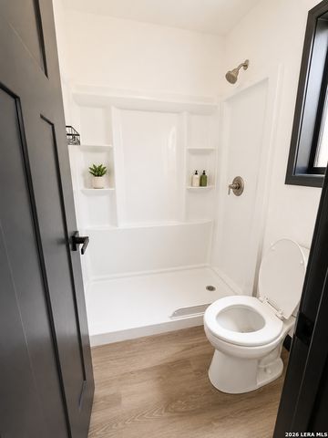 6807 WINTER LAKE ST, San Antonio, TX 78244