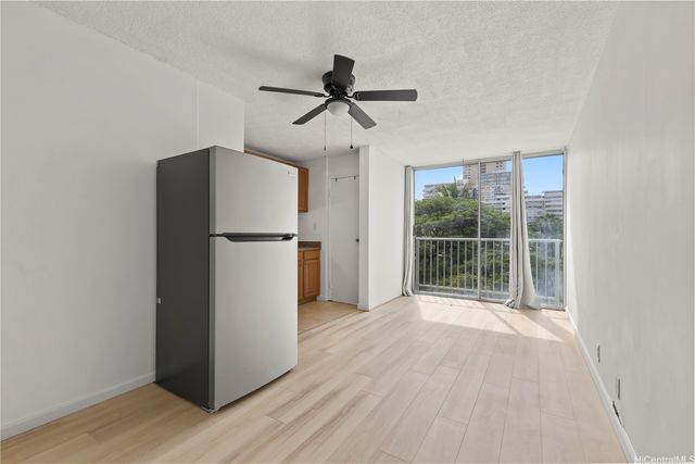 249 Kapili Street 403, Honolulu, HI 96815