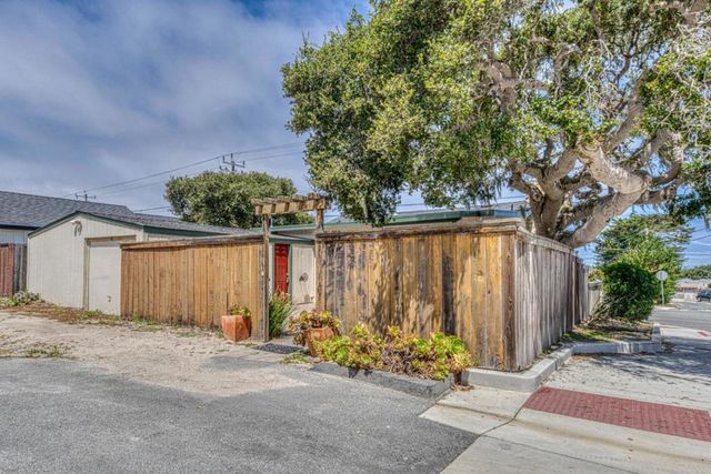 1201 David Avenue, Monterey, CA 93940
