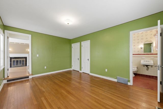 329 S Glendale Ave, Wichita, KS 67218