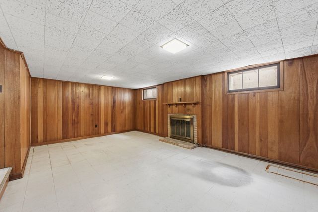329 S Glendale Ave, Wichita, KS 67218