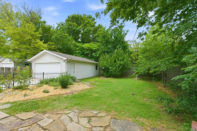 329 S Glendale Ave, Wichita, KS 67218