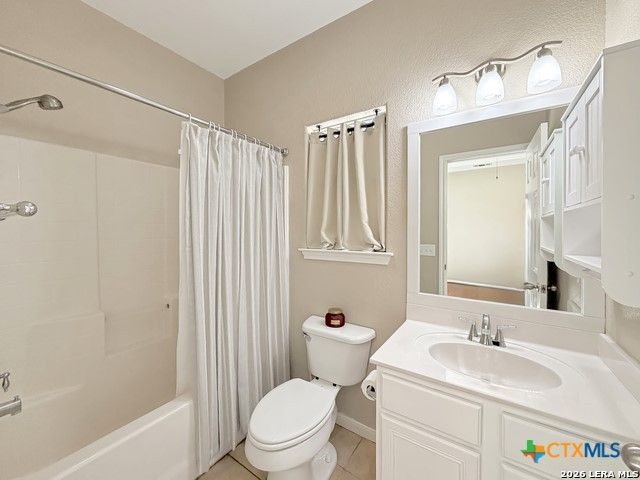 1660 Westview Court Court, Canyon Lake, TX 78133